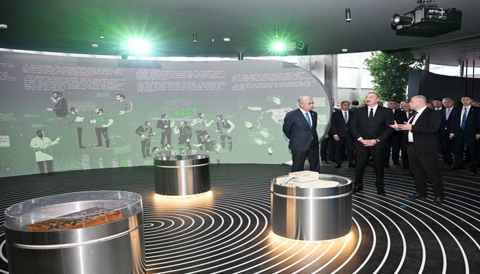 Prezident İlham Əliyev və Prezident Kasım-Jomart Tokayev Astanada “Alem.ai” Beynəlxalq Süni İntellekt Mərkəzində olublar