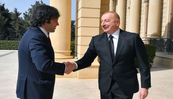 Prezident İlham Əliyevin Baş nazir İrakli Kobaxidze ilə geniş tərkibdə görüşü başlayıb