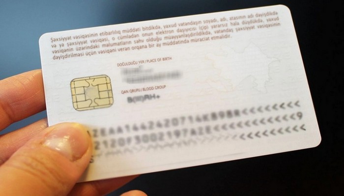 Prezident şəxsiyyət vəsiqələri ilə bağlı dəyişiklikləri TƏSDİQLƏDİ