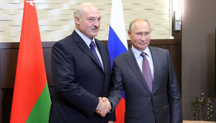 Putin: “Belarus Rusiyanın COVID-19 peyvəndini əldə edəcək ilk ölkə olacaq”