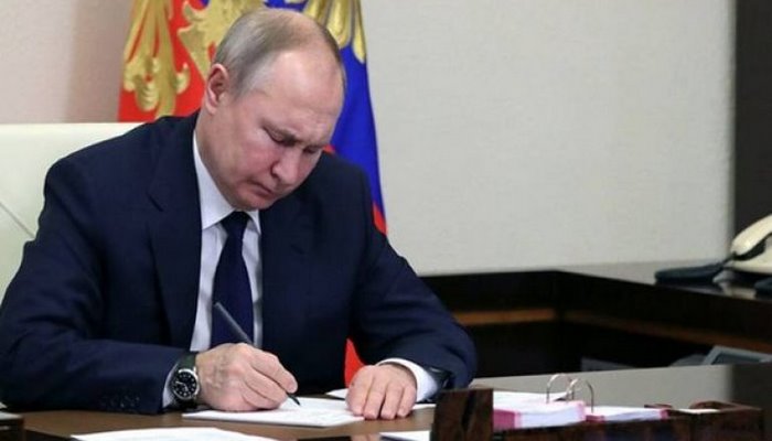 Putin Rusiya hökumətinin yeni tərkibini təsdiqlədi