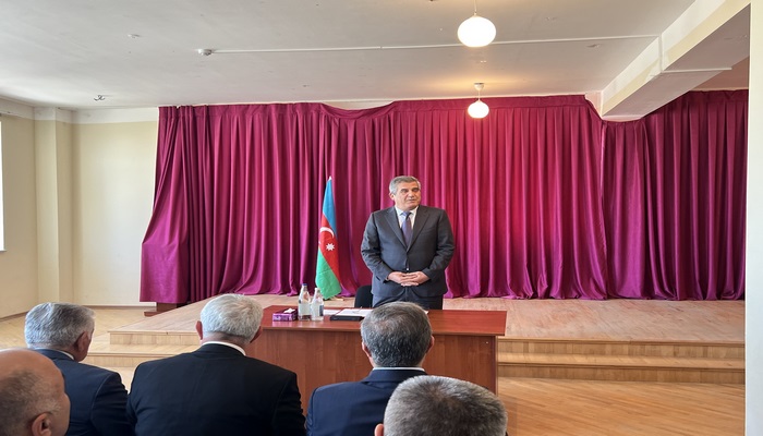 Qaradağ Rayon İcra Hakimiyyətinin başçısı Süleyman Mikayılovun Ümid qəsəbəsində səyyar qəbulu keçirilmişdir