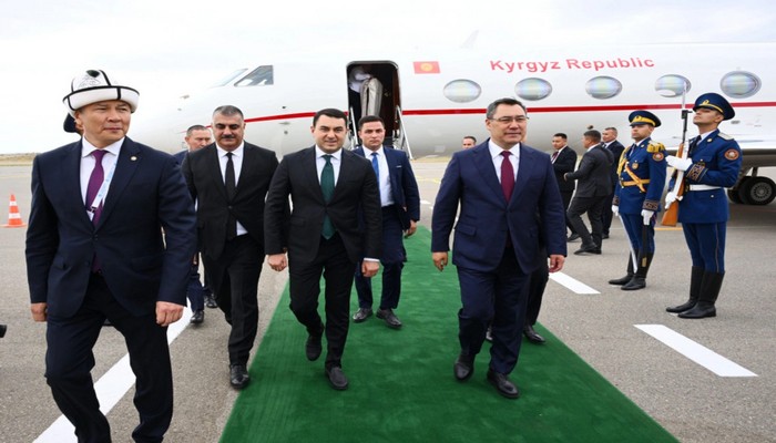 Qırğızıstan Prezidenti Sadır Japarov Azərbaycana səfərə gəlib