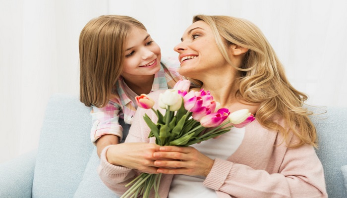 Qızlara hansı xəstəliklər analarından keçir