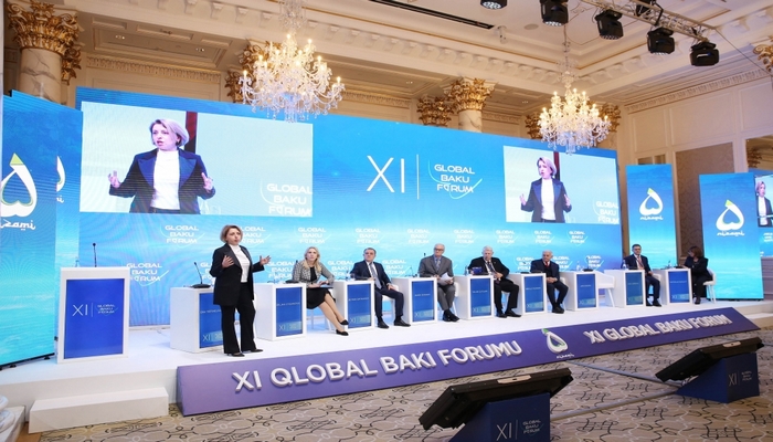 Qlobal Bakı Forumunda müharibə və sülh mövzusunda müzakirələr aparılır