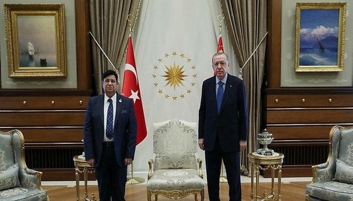 Recep Tayyip Erdoğan, Bangladeş Dışişleri Bakanı Abul Kalam Abdul Momen’i kabul etti. Kabulde Dışişleri Bakanı Mevlüt Çavuşoğlu da hazır bulundu.