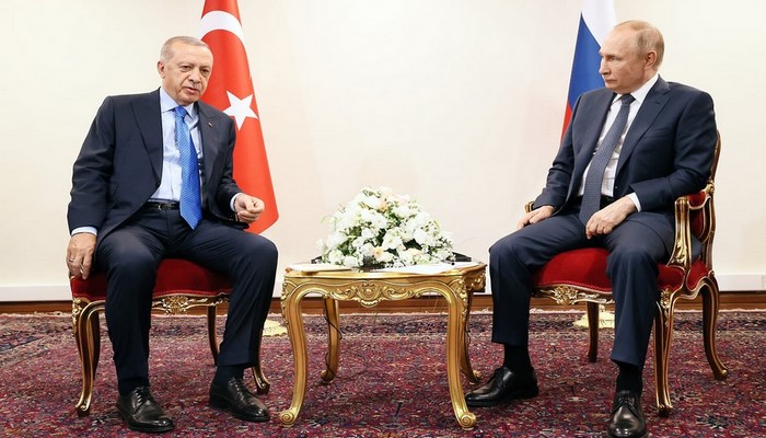 Rusiya-Türkiyə münasibətləri yüksək sürətlə inkişaf edir - Putin