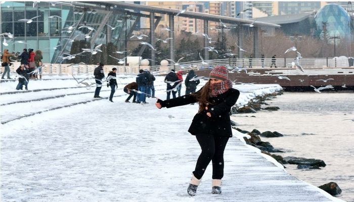 Sabah Bakıda qar yağacaq