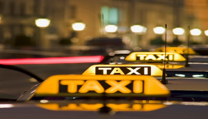 Sabahdan buraxılış vəsiqəsi olmadan taksiylə sərnişin daşıyanlar 2000 manatadək cərimələnəcək