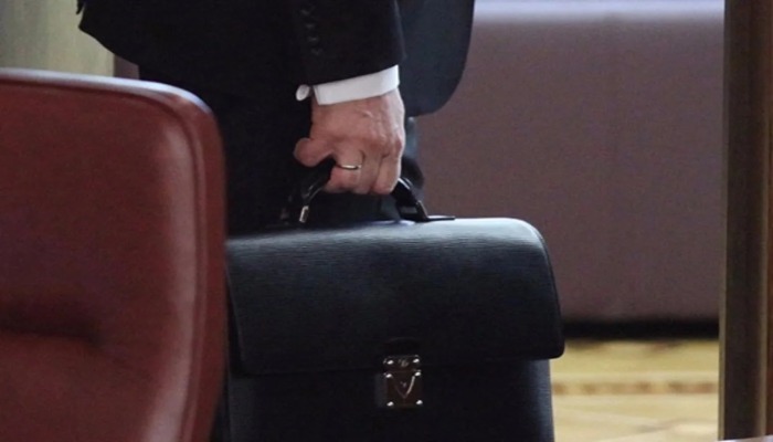 Şəkidə vəzifəli şəxs işdən çıxarıldı