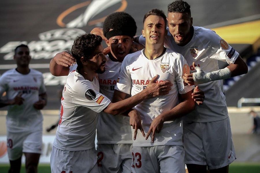 "Севилья" обыграла "Манчестер Юнайтед" и вышла в финал Лиги Европы