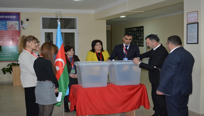 Şimal bölgəsinin seçiciləri 429 məntəqədə səs verirlər