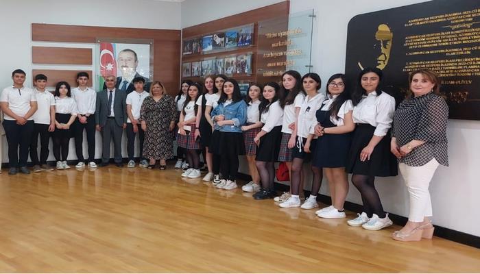 Sumqayıt Dövlət Universitetində vaxtaşırı olaraq orta ümumtəhsil məktəblərin şagirdləri üçün “Açıq qapı” günləri təşkil edilir