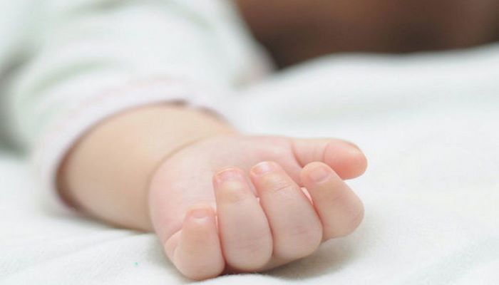 Sumqayıtda uşaq xəstəxanasının həyətində körpə meyiti tapılıb