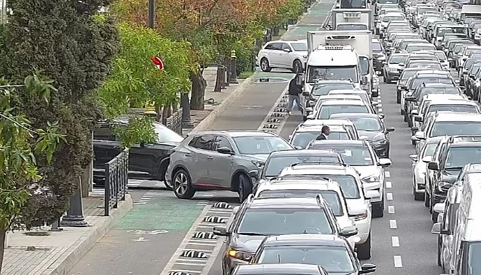 Tıxac olan yollar - Siyahı