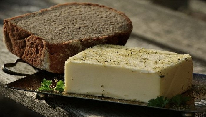 Топленое масло может помогать от разных проблем со здоровьем