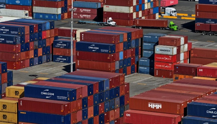 Trampdan GÖZLƏNİLMƏZ QƏRAR: Yeni qiymətlər qüvvəyə minir