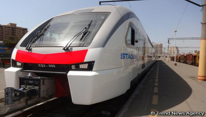 В Азербайджан прибыли новые спальные вагоны Stadler из Беларуси