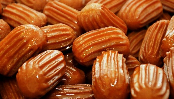 Türk mutfağının sevilen lezzeti çıtır çıtır tulumba tatlısı tarifi