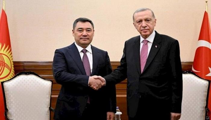 Türkiyə və Qırğızıstan liderləri regional məsələləri müzakirə ediblər