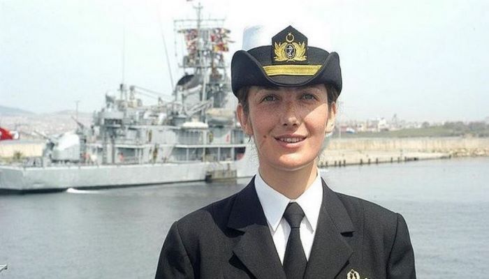 Türkiyədə ilk dəfə qadına admiral rütbəsi verildi