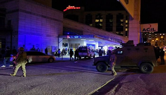 Türkiyənin Pervari şəhərində komendant saatı elan edilib, bəzi şəhərlərdə iğtişaşlar törədilib - VİDEO