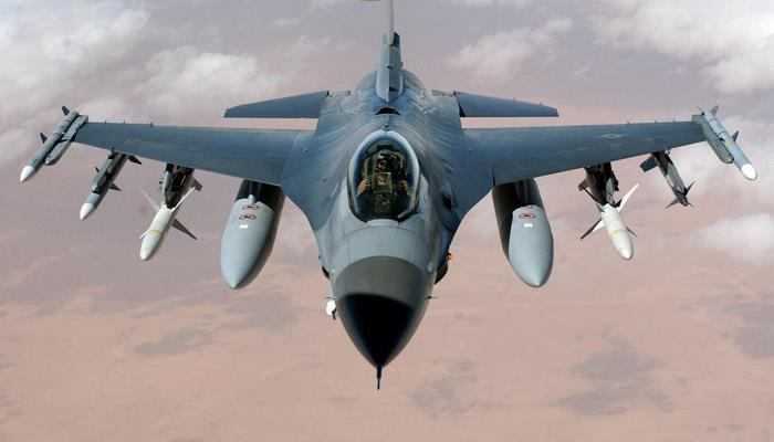 Ukrayna F-16 üçün uçuş-enmə zolağı hazırlayır
