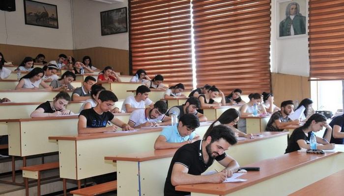 Universitetlərdə plan yerlərinin artırılması məqsədəuyğundur?