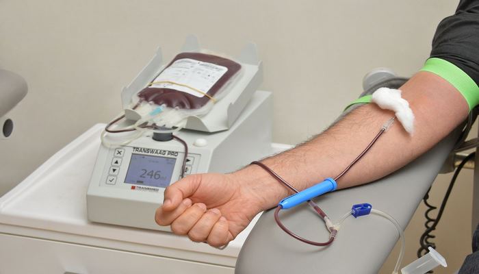 В Азербайджане десятки выздоровевших  от COVID-19 изъявили желание сдать кровь для лечения активных больных