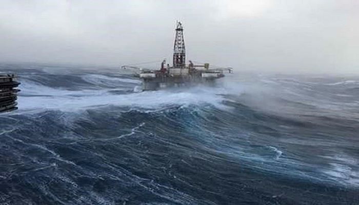 Xəzərdə dalğanın hündürlüyü iki metri ötdü - FAKTİKİ HAVA