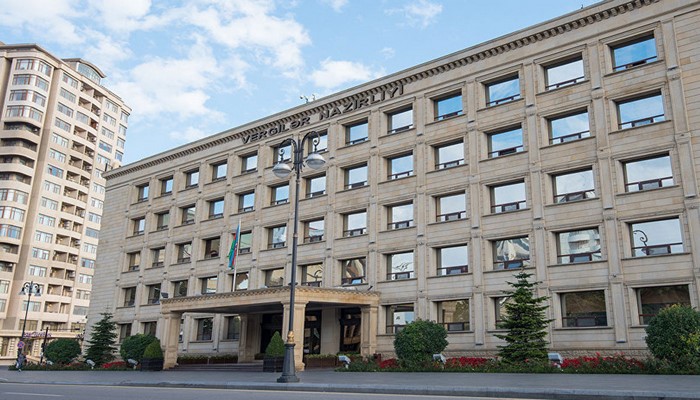 Xüsusi rütbə vergi orqanlarının vəzifəli şəxslərinə ömürlük veriləcək