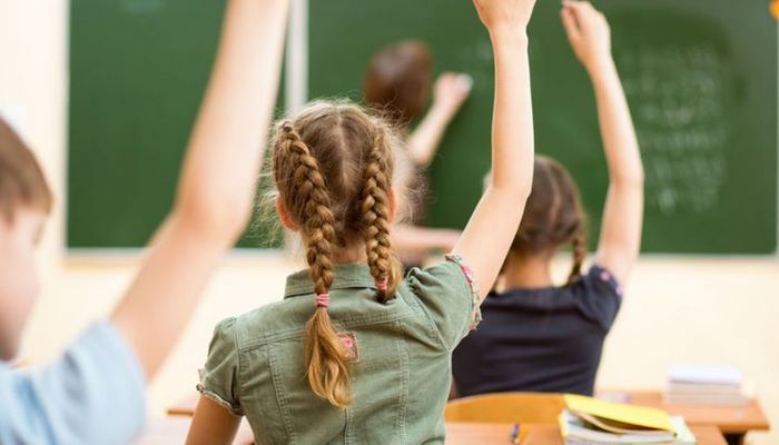 Занятия в российских школах начнутся с 1 сентября