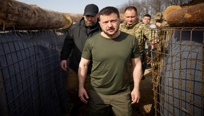 Zelenski 2025-ci ildə müharibənin başa çatması üçün lazım olan şərtləri açıqlayıb