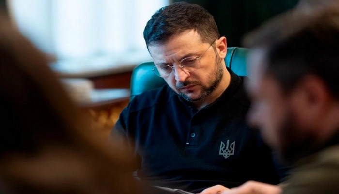 Zelenski: Hələlik Rusiya ilə sülh sazişindən söhbət getmir